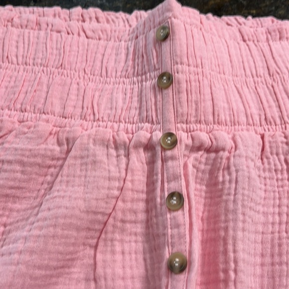 NWT-simply Southern-M/L-pink- elastic waistband, lightweight, pull- on shorts. - Picture 2 of 11